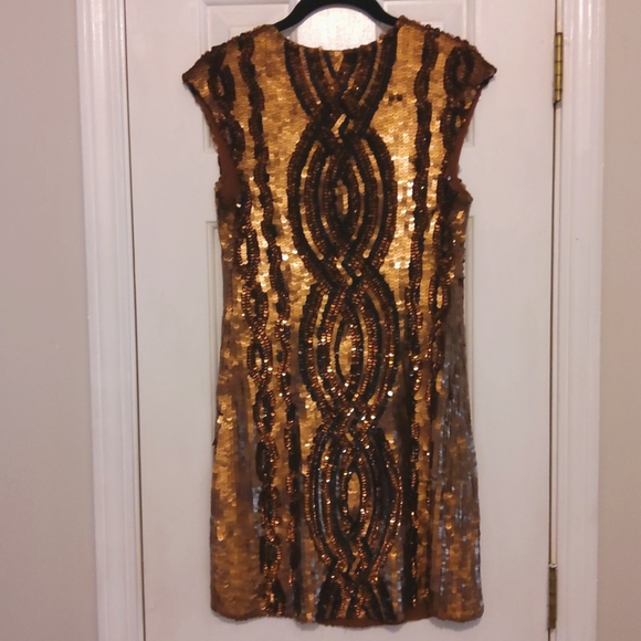 💥New💥TRACY REESE🥳Host Pick🥳 Copper Sequin Shift Dress - Picture 2 of 6
